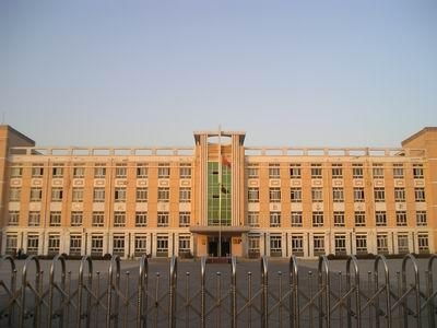 梅厂镇初级中学