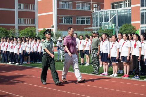 迈好中学第一步 争当附中好少年