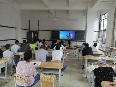 为开学加点料 TCL智慧教育产品助力开学季!