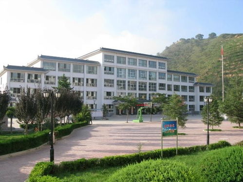 成纪中学