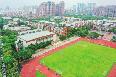 华附中学 探秘中国顶尖中学的教育传奇